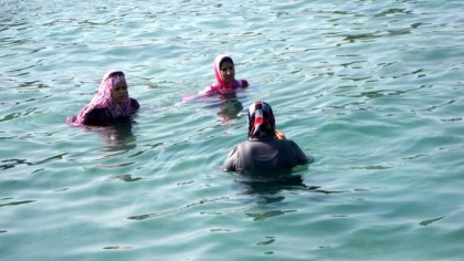 67399_486303156030_3894695_n